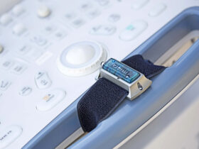 datalogger monitors transport of medical device