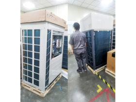 Die sorgfältige Verpackung der Ware ist ein wichtiger Schritt, um einen sicheren Transport zu gewährleisten.